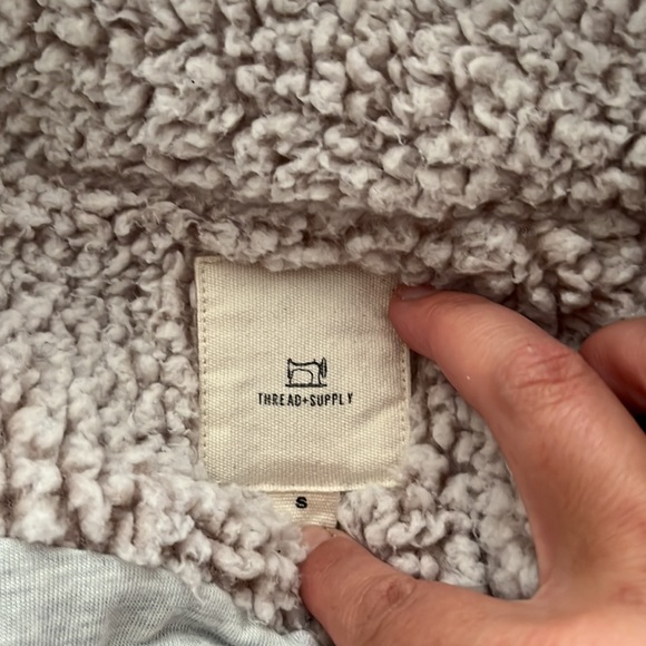 Thread & Supply Half zip Sherpa Pullover - Picture 4 of 4
